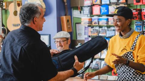 buying guitar in store